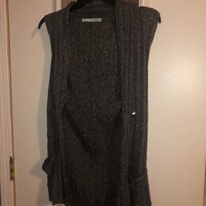 Ribbed Sleeveless Cardigan